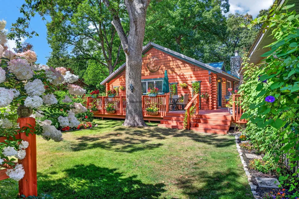 5778 E Shores Drive Free Soil, MI 49411