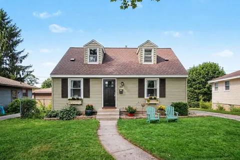 105 Katherine Drive NE