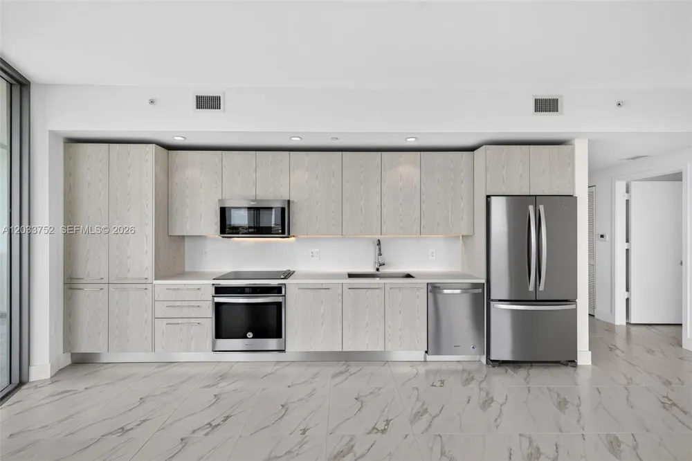 2000 Metropica Way #1910 Sunrise, FL 33323