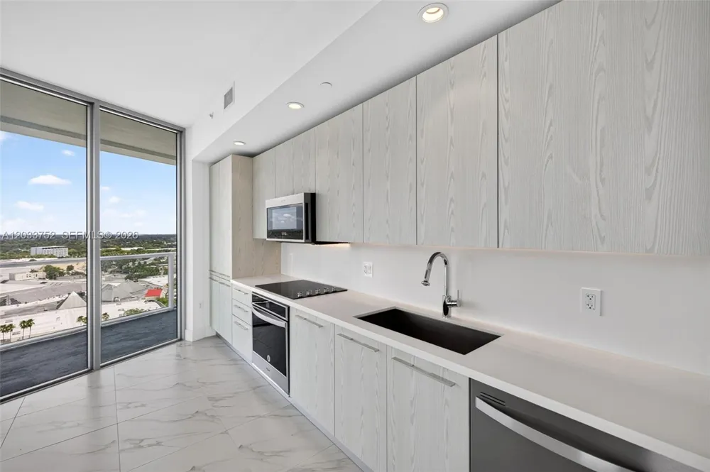 2000 Metropica Way #1910 Sunrise, FL 33323
