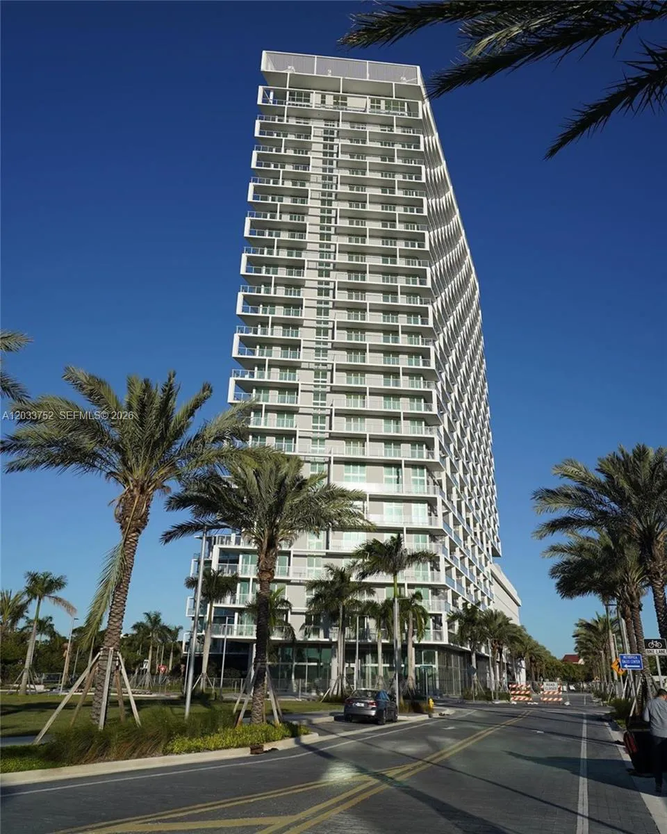 2000 Metropica Way #1910 Sunrise, FL 33323