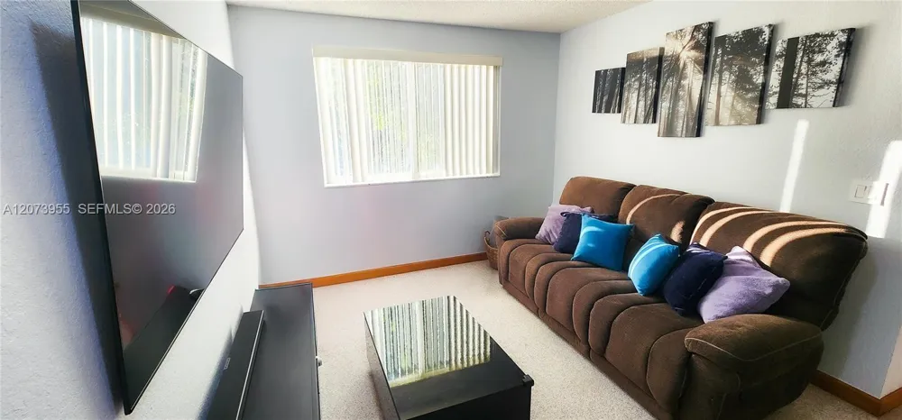 1308 SW 181st Ave Pembroke Pines, FL 33029