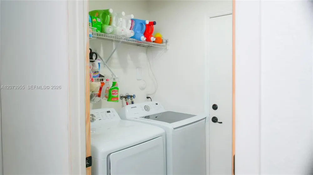 1308 SW 181st Ave Pembroke Pines, FL 33029