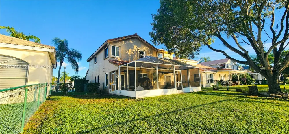 1308 SW 181st Ave Pembroke Pines, FL 33029