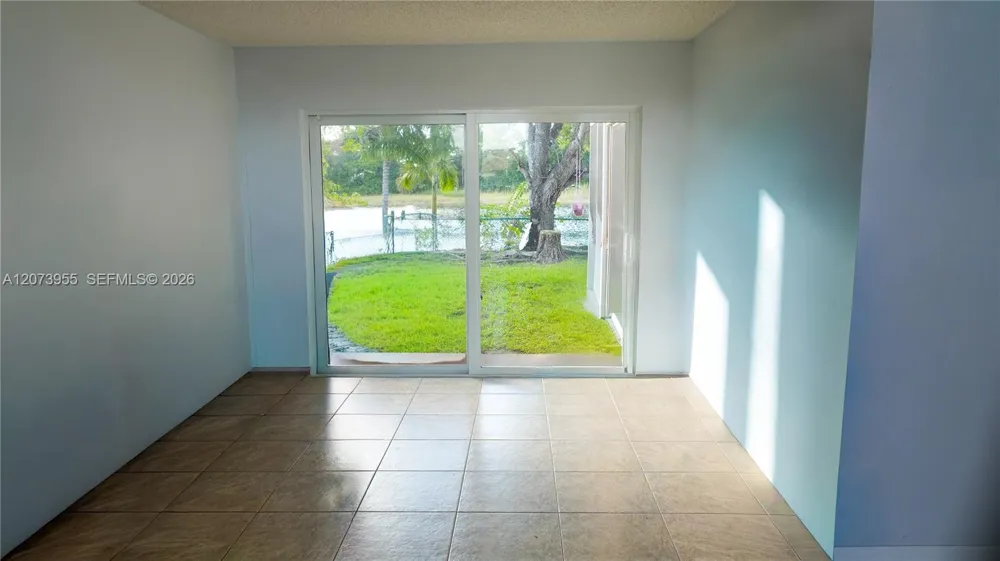 1308 SW 181st Ave Pembroke Pines, FL 33029