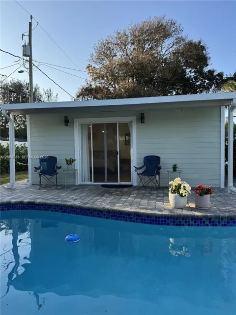 914 Ocean Breeze ##1