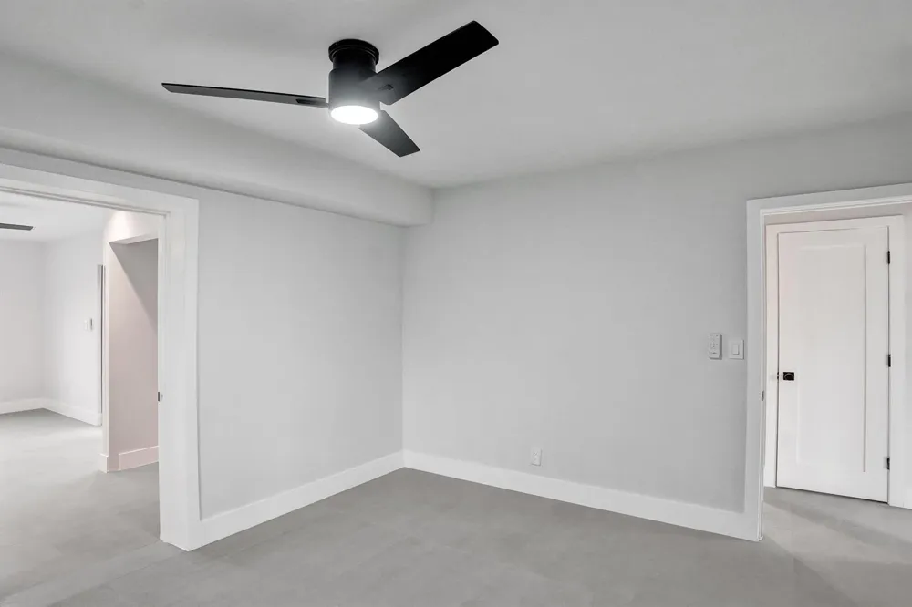 4581 NE 3RD AVENUE Oakland Park, FL 33334