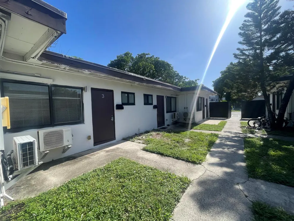 841 NW 5TH AVENUE #3 Pompano Beach, FL 33060