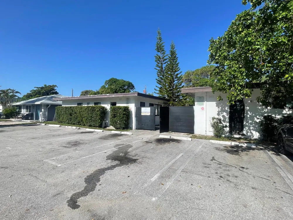841 NW 5TH AVENUE #3 Pompano Beach, FL 33060