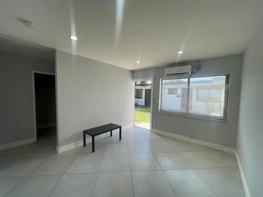 841 NW 5TH AVENUE #3 Pompano Beach, FL 33060