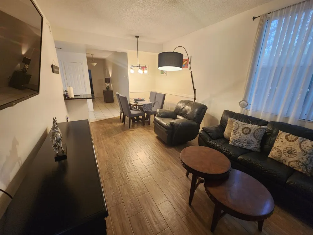 2020 GREENVIEW SHORES BOULEVARD #101 Wellington, FL 33414