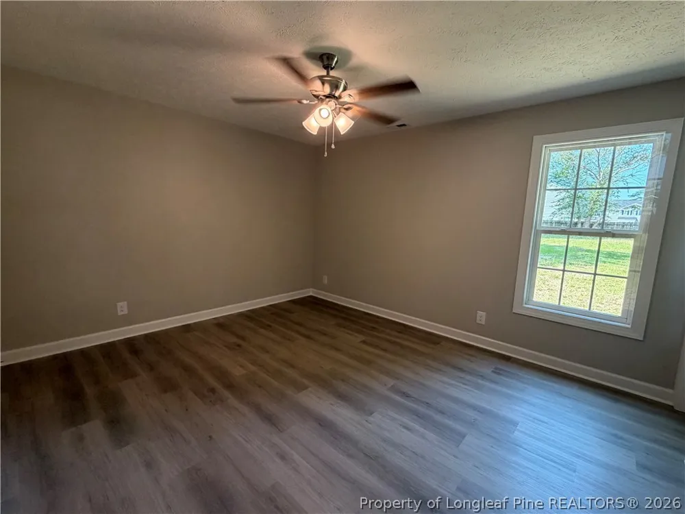 401 Northwoods Drive Raeford, NC 28376