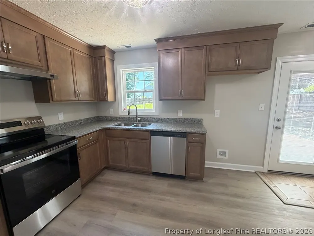 401 Northwoods Drive Raeford, NC 28376
