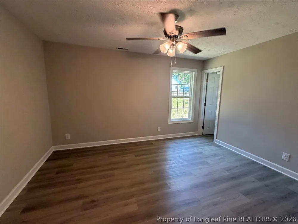 401 Northwoods Drive Raeford, NC 28376