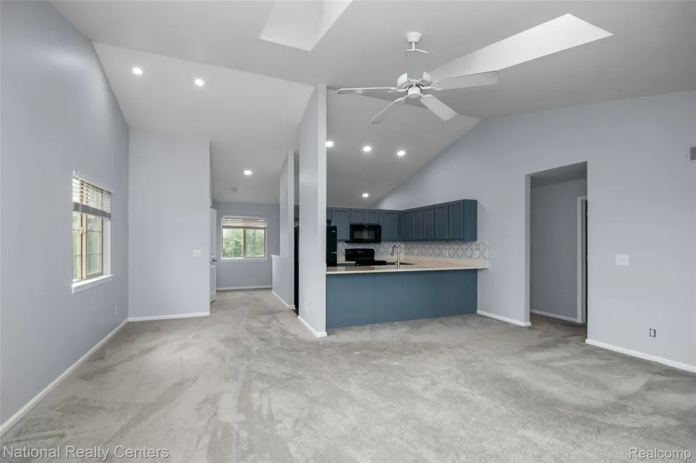 7094 Magnolia Lane Waterford Charter Township, MI 48327