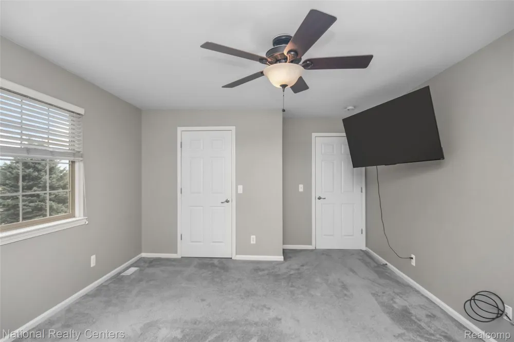 7094 Magnolia Lane Waterford Charter Township, MI 48327