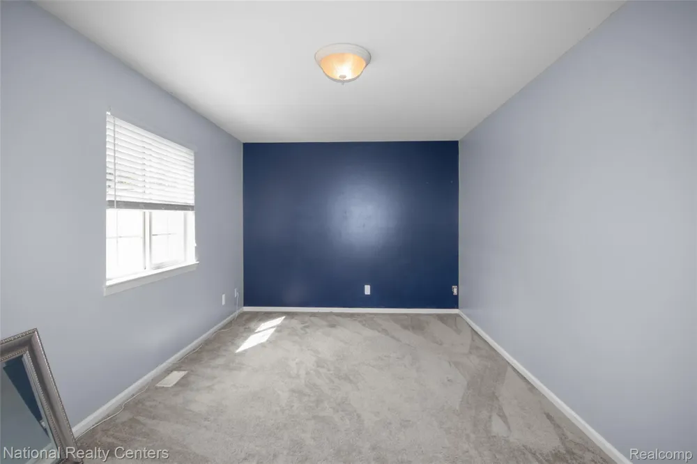 7094 Magnolia Lane Waterford Charter Township, MI 48327