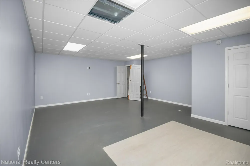 7094 Magnolia Lane Waterford Charter Township, MI 48327