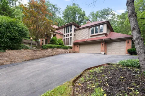 6250 Wooden Shoe Lane