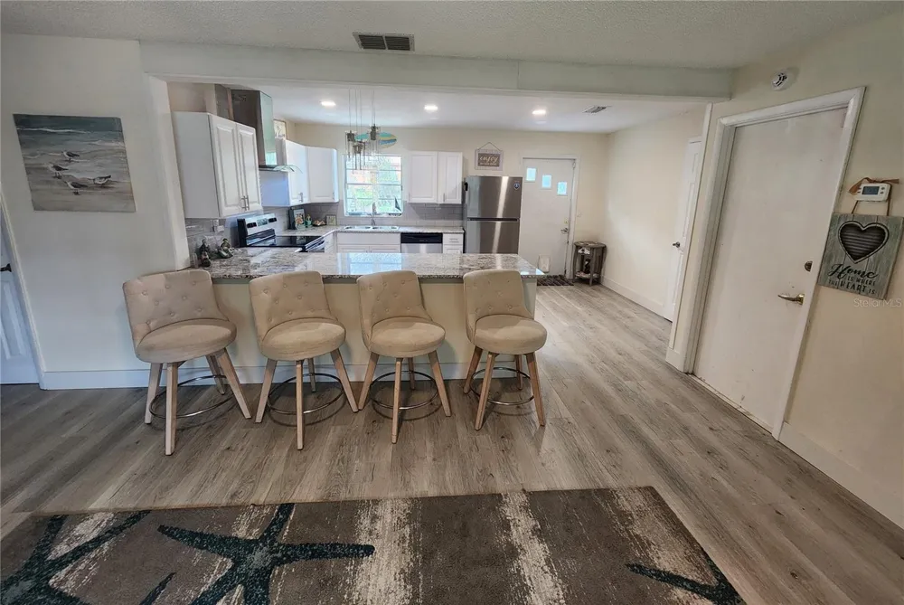 2871 W ALBATROSS ROAD Avon Park, FL 33825
