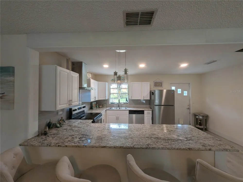 2871 W ALBATROSS ROAD Avon Park, FL 33825