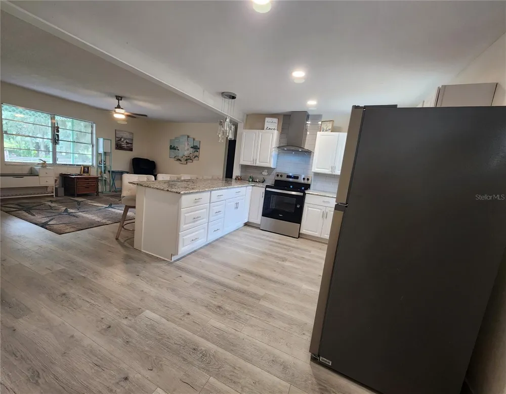 2871 W ALBATROSS ROAD Avon Park, FL 33825