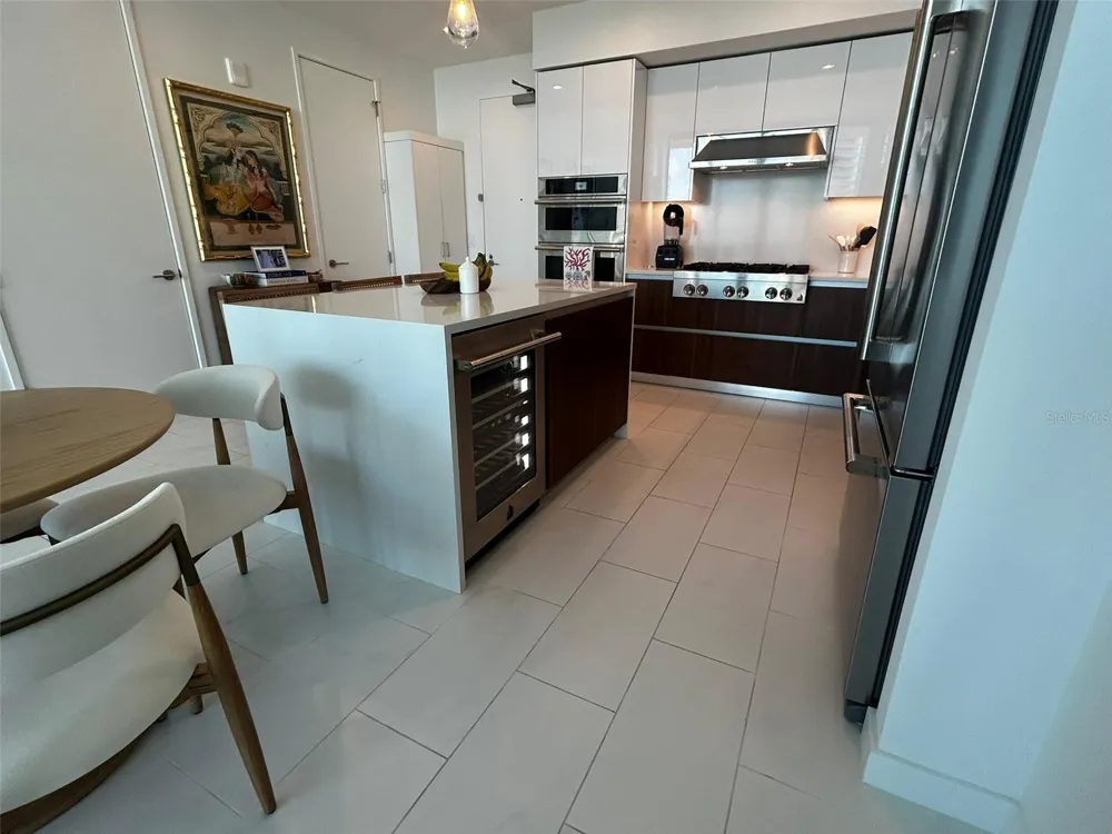 400 CENTRAL AVENUE #1904 St Petersburg, FL 33701