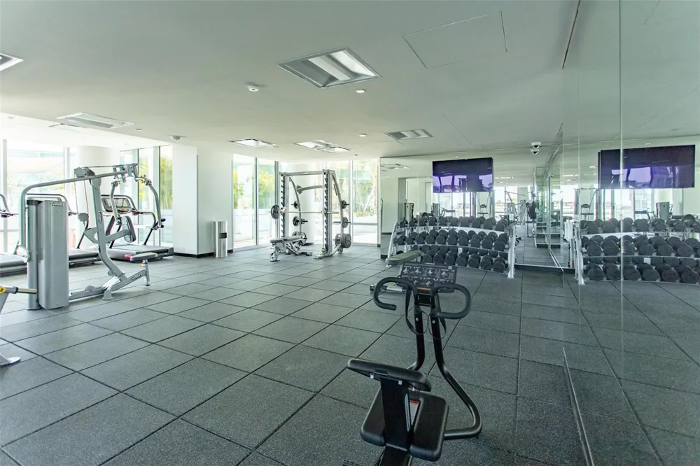 400 CENTRAL AVENUE #1904 St Petersburg, FL 33701