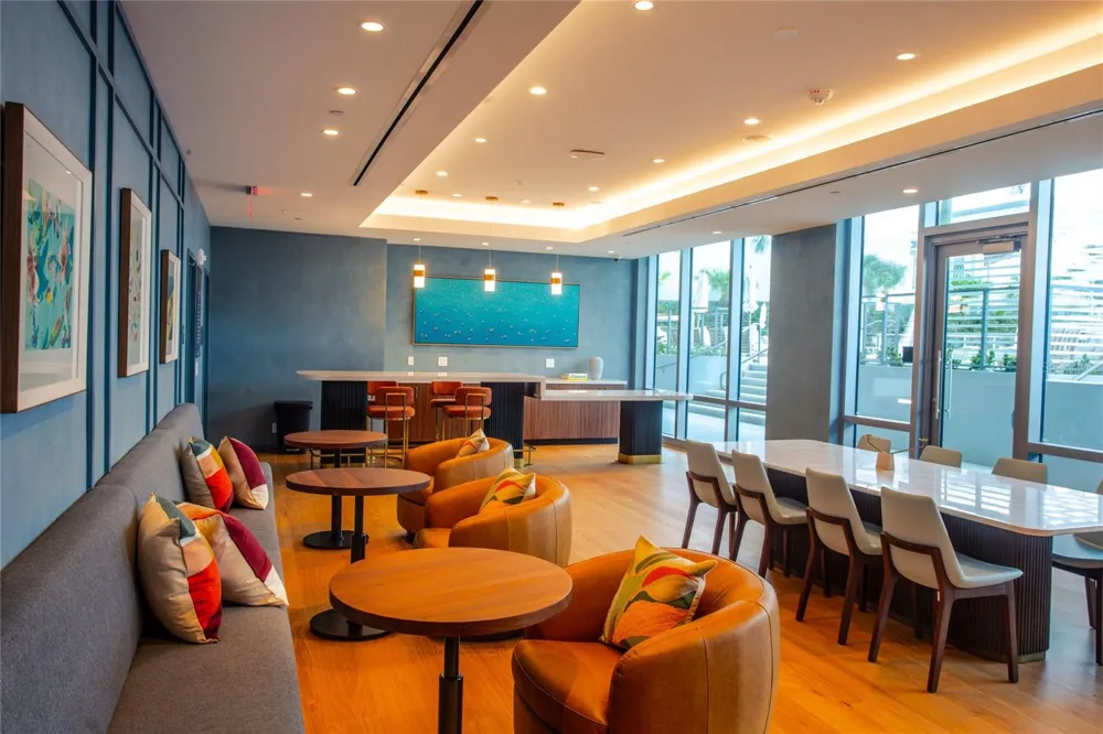 400 CENTRAL AVENUE #1904 St Petersburg, FL 33701