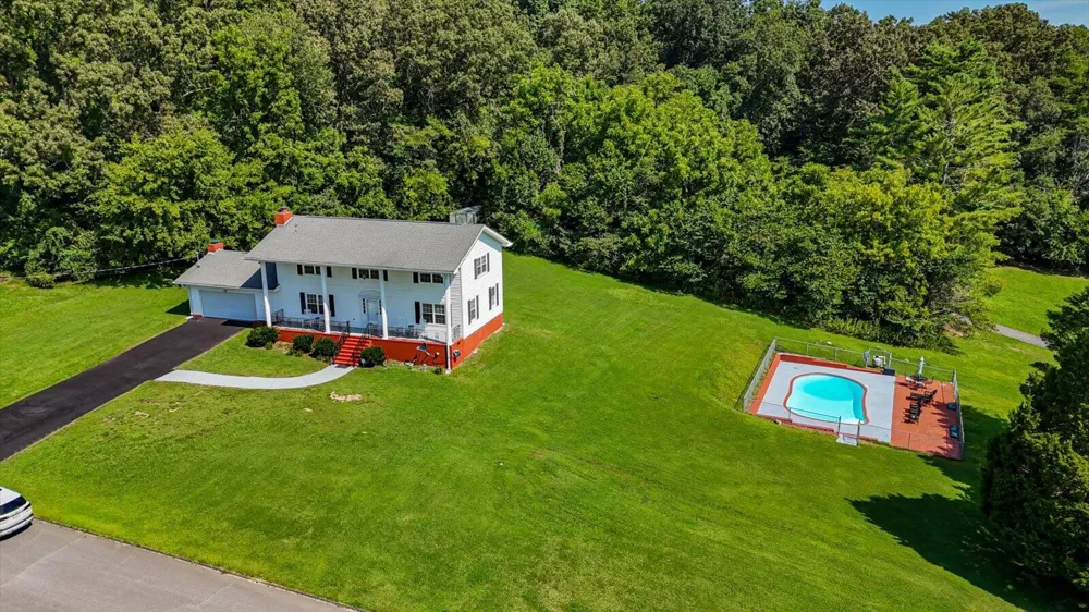 60 Shamrock Drive Ringgold, GA 30736