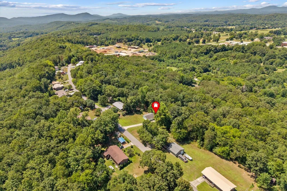 1846 Boyd Drive Rocky Face, GA 30740