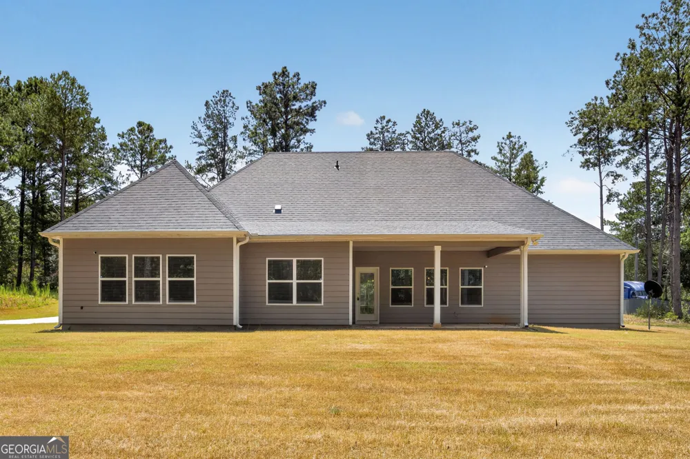 246 Field RD Griffin, GA 30223