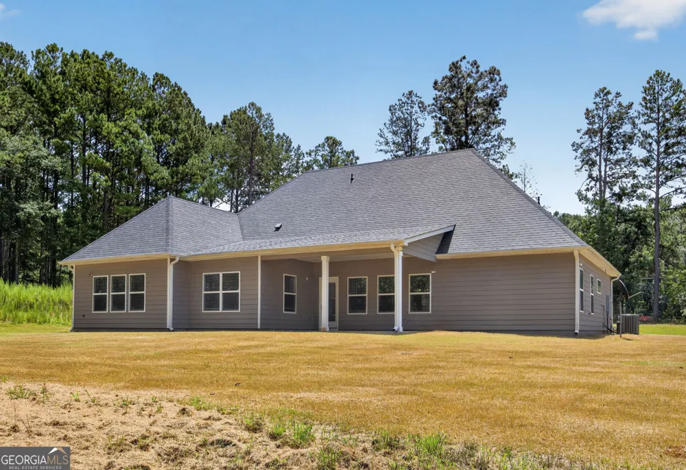 246 Field RD Griffin, GA 30223