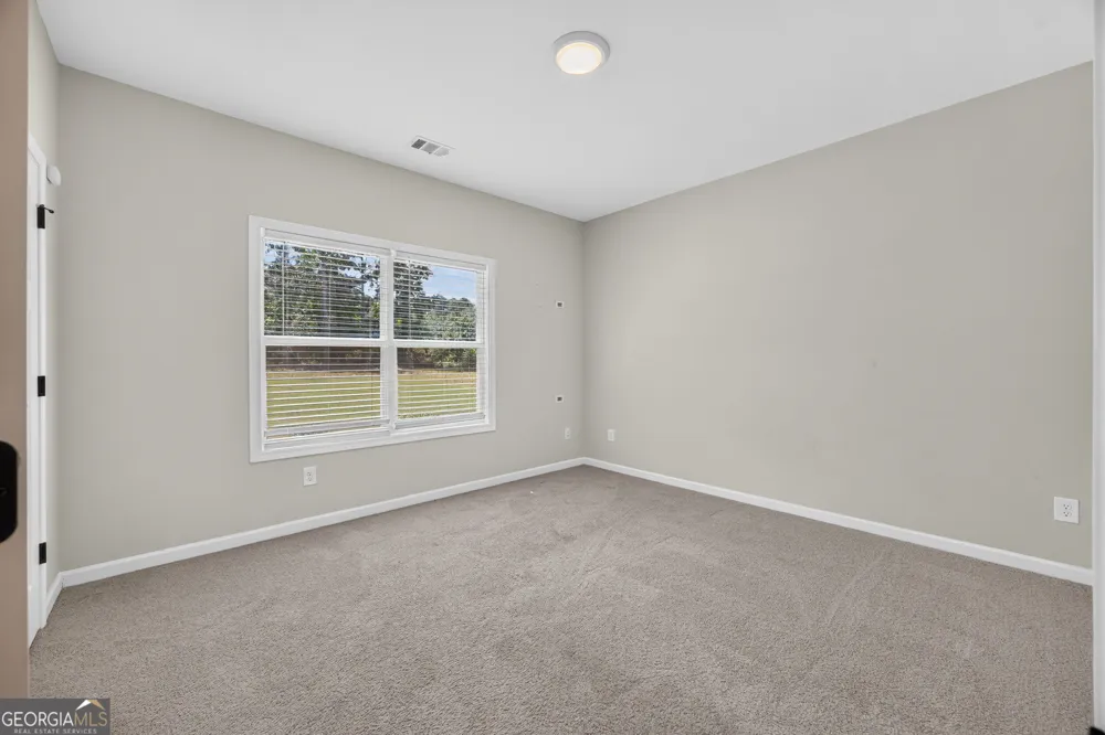 246 Field RD Griffin, GA 30223