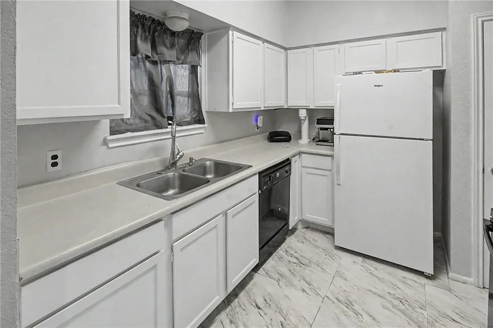 2916 Saint Joseph Street #A Corpus Christi, TX 78418
