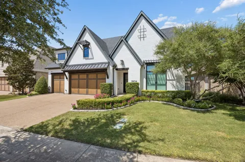 2804 Riverbrook Way