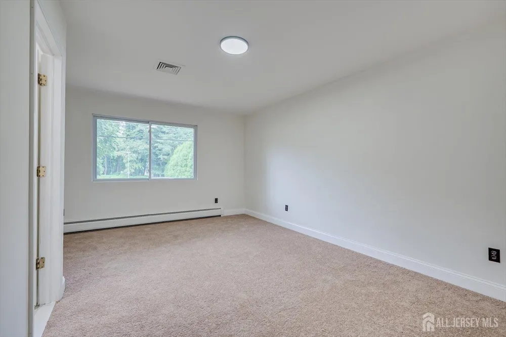 120 Codington Avenue Franklin Twsp, NJ 08873