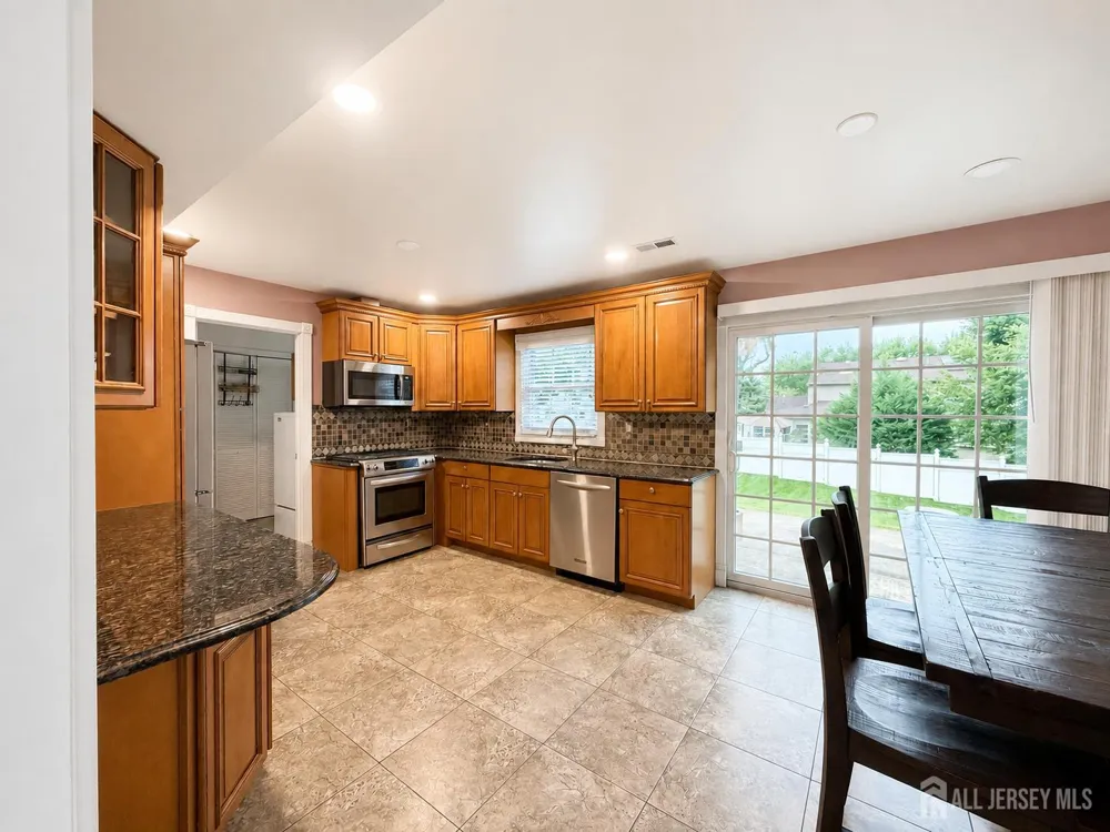 3 Netherwood Circle Edison, NJ 08820