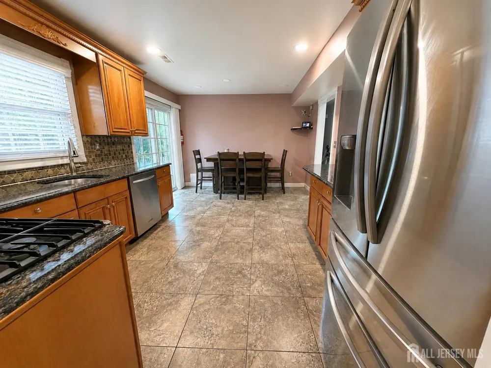 3 Netherwood Circle Edison, NJ 08820