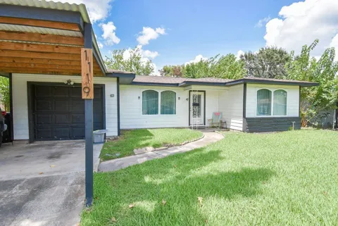 1119 Regal Street