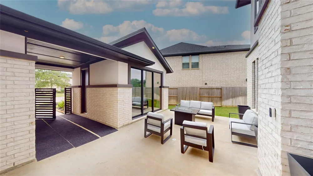 31727 Splitting Willow Way Fulshear, TX 77441