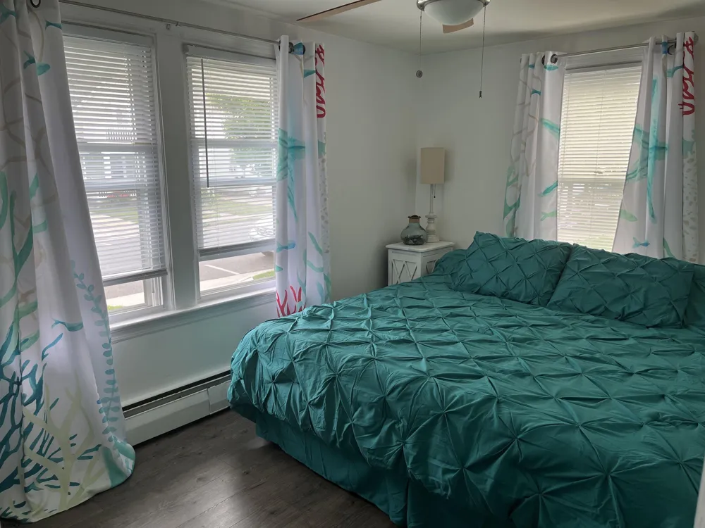 120 N Monroe Ave Margate, NJ 08402