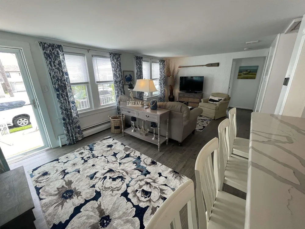 120 N Monroe Ave Margate, NJ 08402