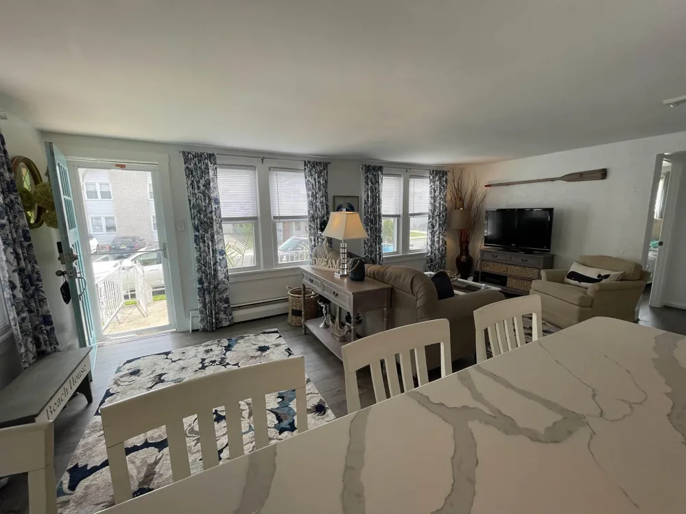 120 N Monroe Ave Margate, NJ 08402