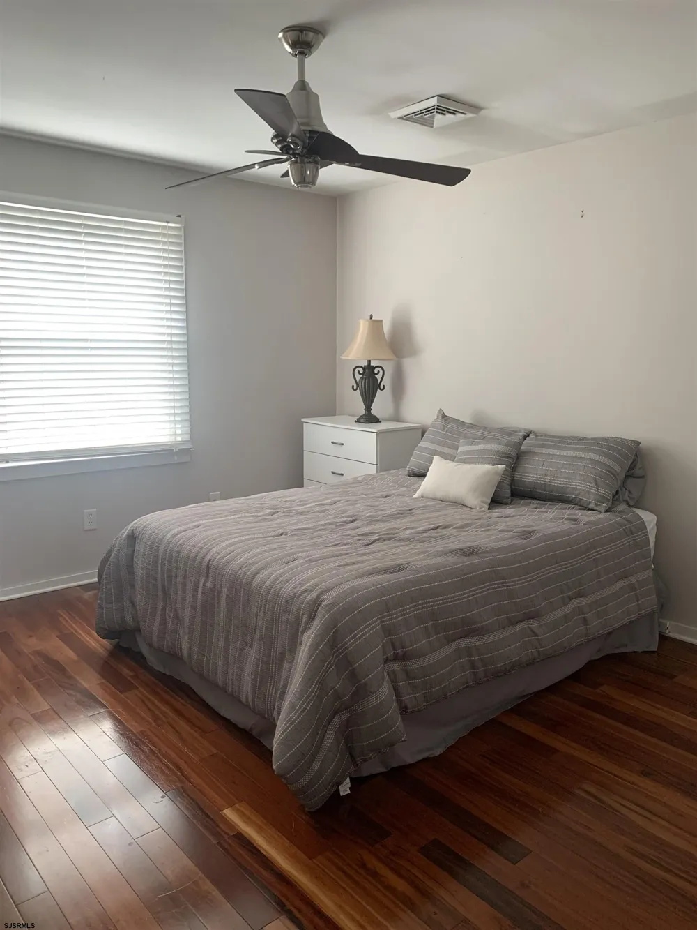 5403 Edgewater Ave Ventnor, NJ 08046