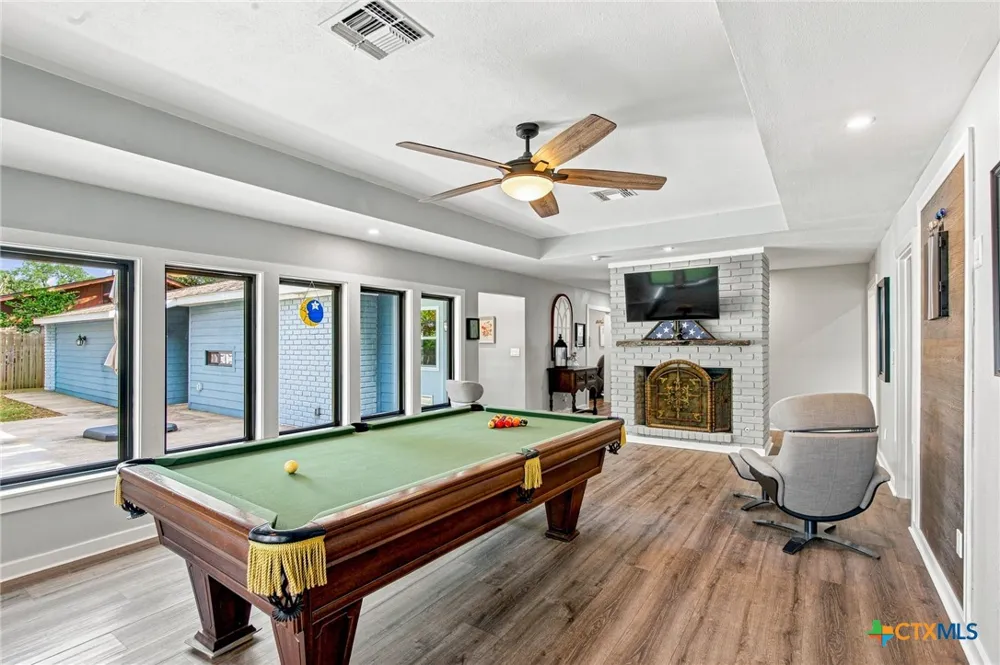 413 Salisbury Lane Victoria, TX 77904