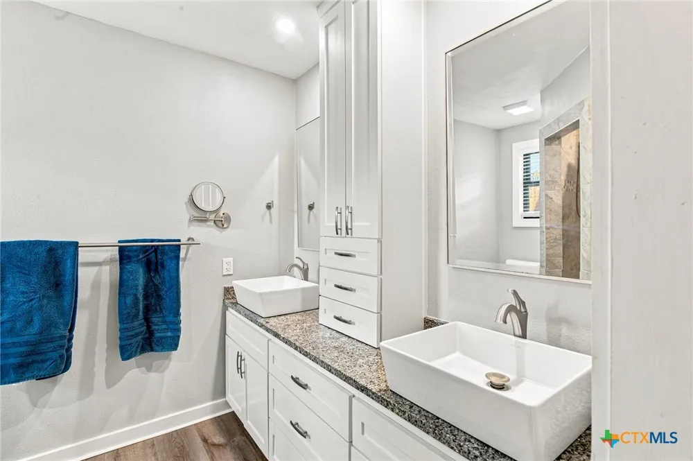 413 Salisbury Lane Victoria, TX 77904
