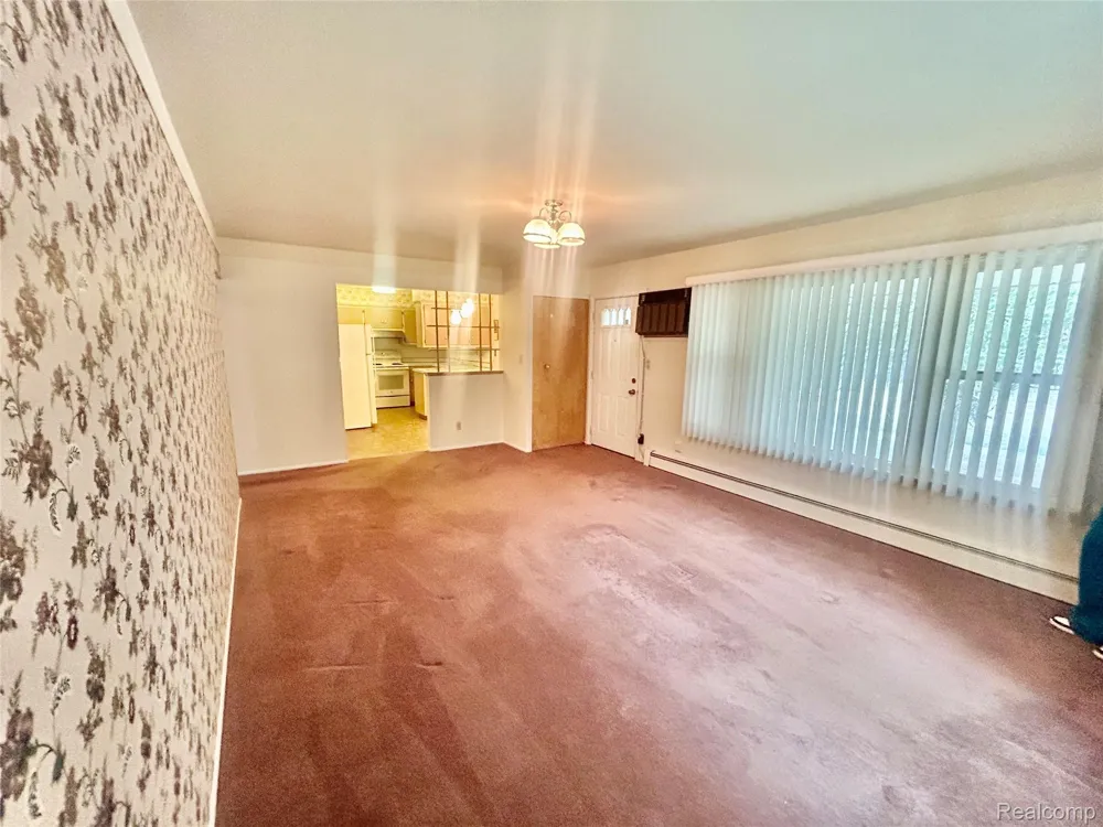 1005 Jackson Street Lapeer City, MI 48446
