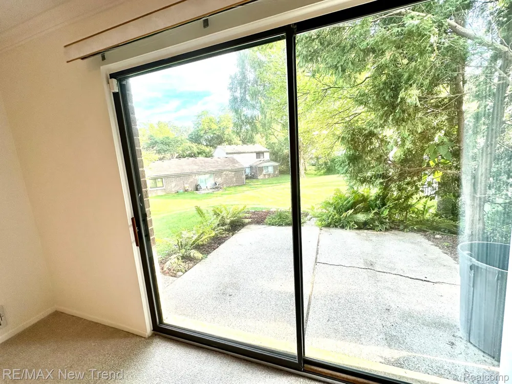 26949 Farmbrook Villa Drive #96 Southfield City, MI 48034