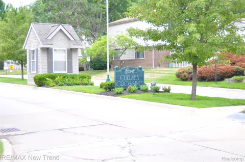 26949 Farmbrook Villa Drive #96